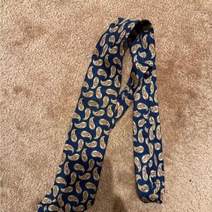 Brooks Brothers Blue and Gold Paisley 100% Silk Tie